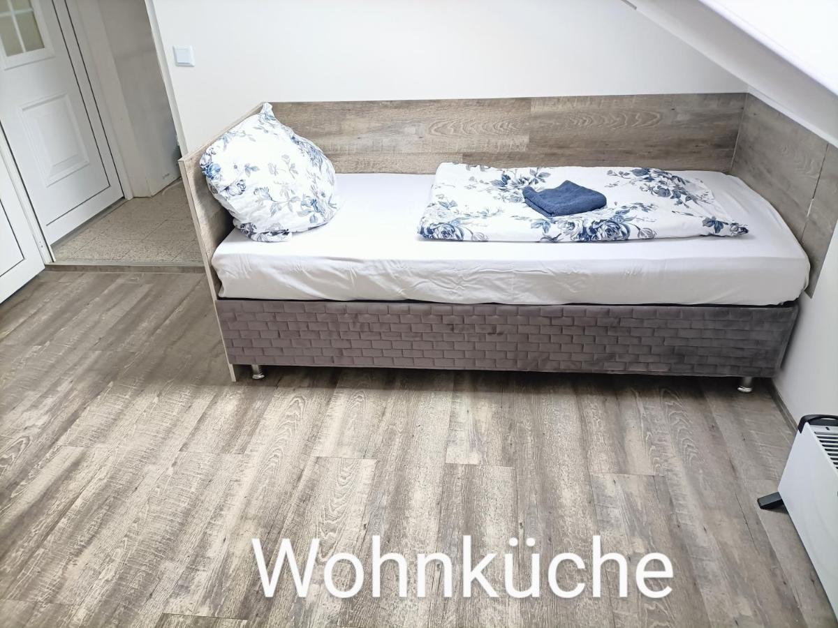 Fmi110 Next To Airport Apartment Ruesselsheim Luaran gambar