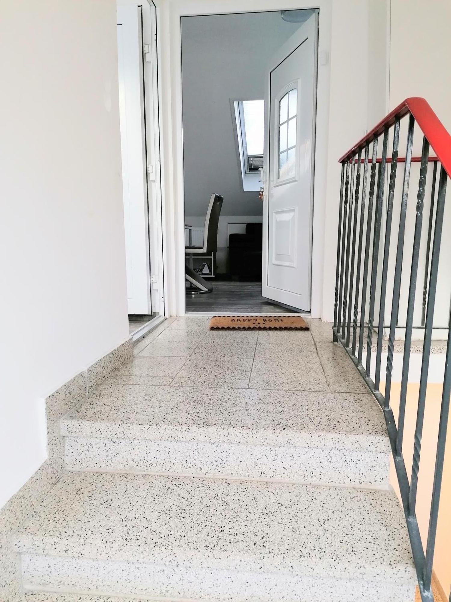 Fmi110 Next To Airport Apartment Ruesselsheim Bilik gambar