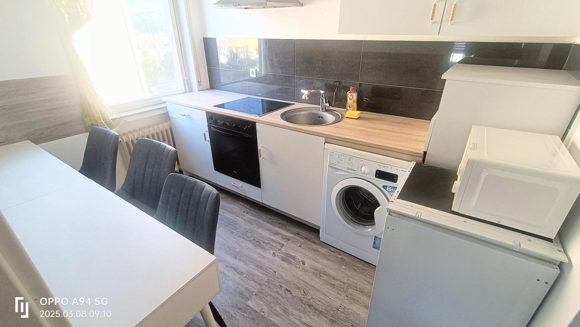 Fmi110 Next To Airport Apartment Ruesselsheim Luaran gambar